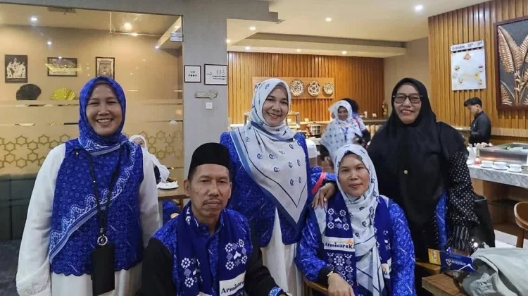 Jamaah Calon Haji Arminareka Pekanbaru Sehat, Lansia Tetap Berangkat