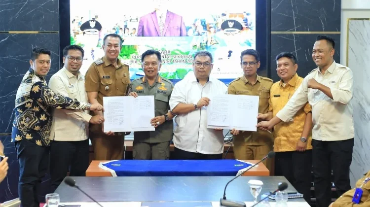 Pemkab Meranti Perjuangkan Kebijakan Khusus Pekerja Lintas Batas