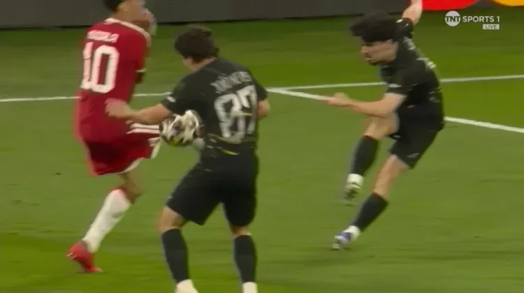 Alasan Handball Joao Neves Tidak Diakui Wasit di Pertandingan Munich vs PSG