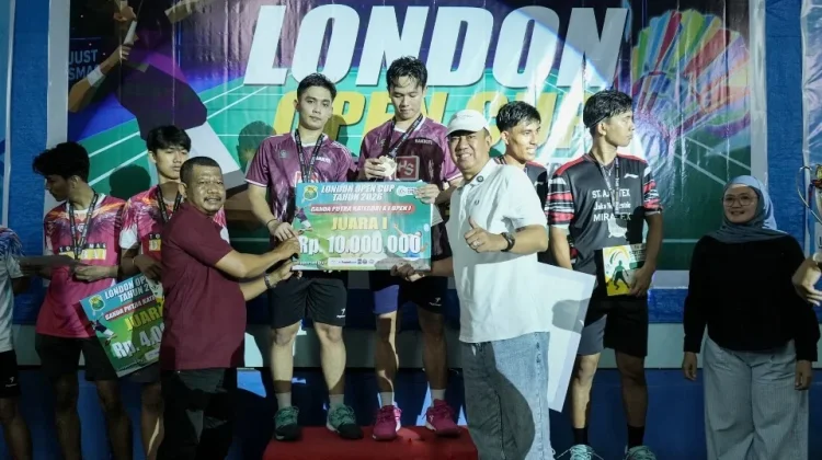 Wabup Meranti Tutup Turnamen Badminton London Open Cup