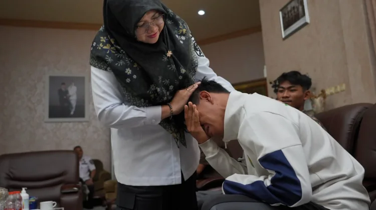 Pelepasan Atlet Disabilitas Siak Ikuti Pelatihan Nasional Penuh Haru