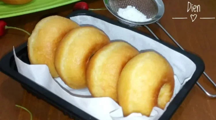Cara Mudah Membuat Donat Tape Empuk di Rumah