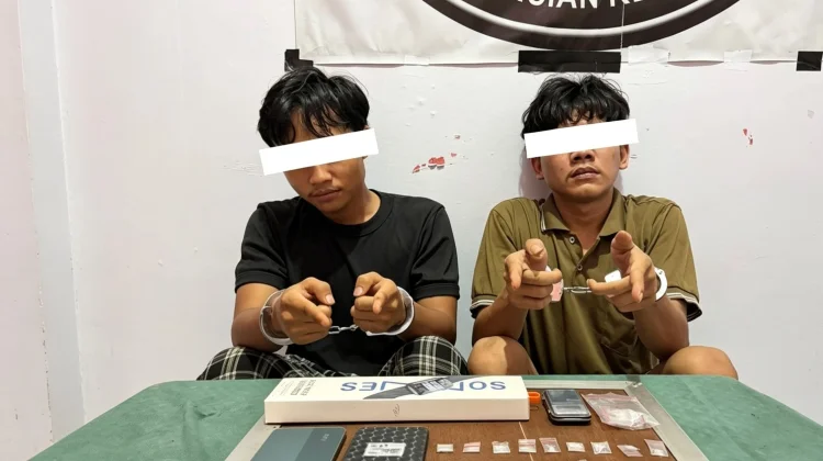 Digerebek di Mandau, Dua Pengedar Simpan 12 Paket Sabu