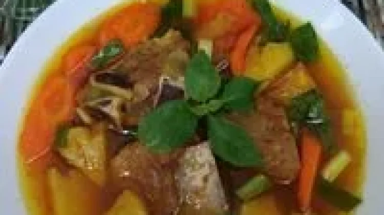 Pindang Tulang Iga Nanas Khas Palembang, Gurih Asam dan Pedas
