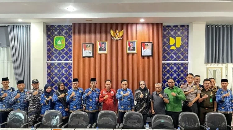 Bupati Asmar Harapkan Solusi Penutupan Panglong Arang Meranti