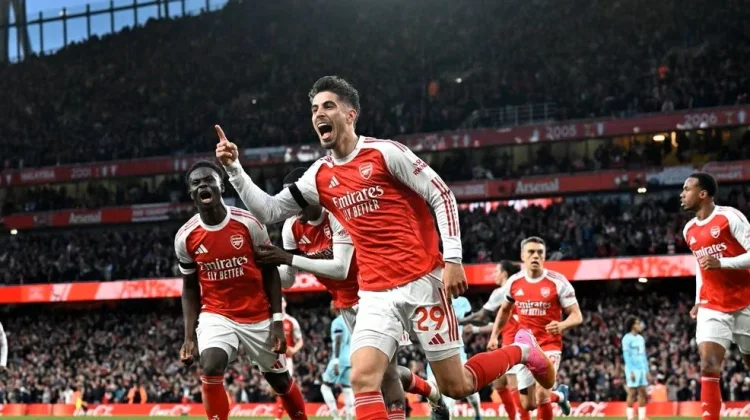 Arsenal Menang Tipis Atas Burnley, Penentuan Juara Masih Terbuka