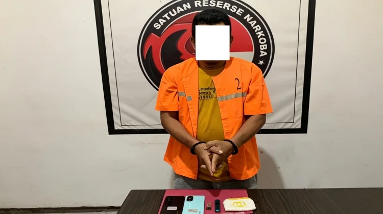 Polisi Gerebek Rumah Diduga Bandar Narkoba di Jangkang