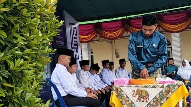 Kemenag Bengkalis Dorong Lulusan MIN Lanjutkan Pendidikan