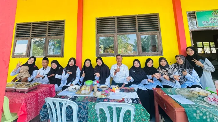 Siswa MAN 2 Bengkalis Tampilkan Kreativitas Praktik Prakarya