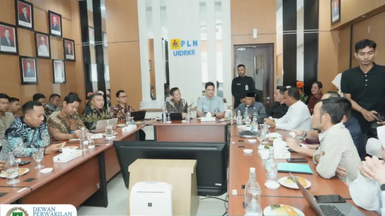 DPRD Bengkalis Gelar Raker dengan PLN Bahas Keluhan Listrik Masyarakat