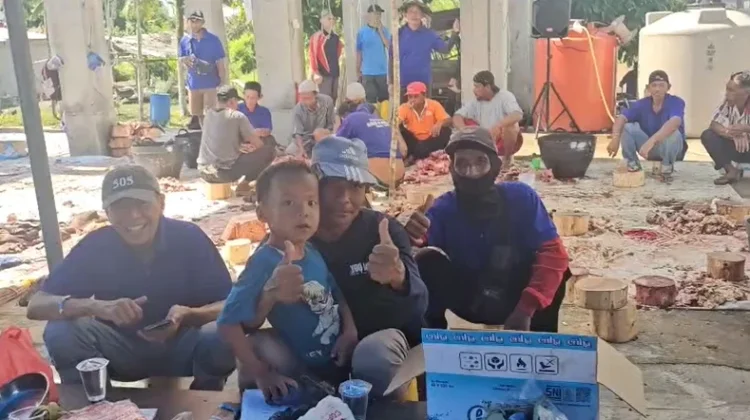 Toleransi Antarumat Beragama Warnai Pelaksanaan Kurban di Masjis al Muslihun