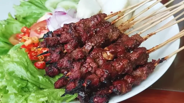 Rahasia Sate Kambing Empuk dan Tidak Bau, Kunci Utamanya di Bumbu dan Teknik Membaka
