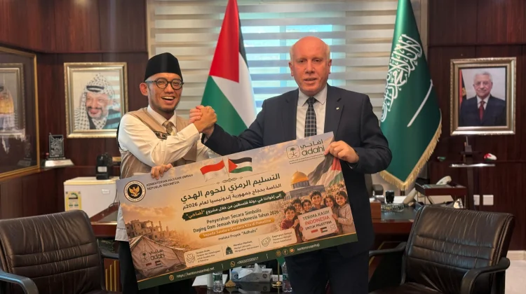 Penyerahan Simbolis Daging Dam Jemaah Haji Indonesia untuk Rakyat Palestina
