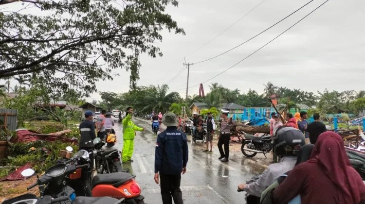 Puting Beliung Hantam Sekolah dan Rumah Warga di Api-Api, Kerugian Rp5 Miliar