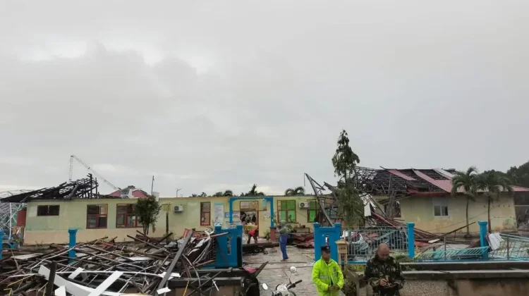 Ujian SMPN 1 Bandar Laksamana Dipindahkan Pasca Puting Beliung