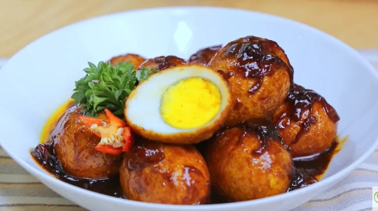 Telur Gulai Hitam, Kreasi Menu Sederhana dengan Cita Rasa Kaya Rempah