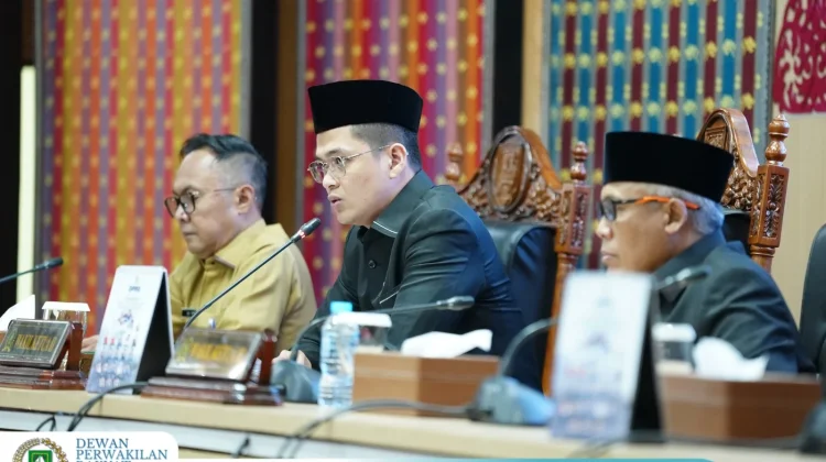 Paripurna Jawaban Pandangan Umum Fraksi terhadap Ranperda Pertanggungjawaban