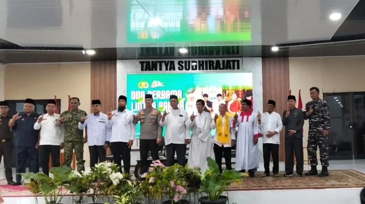 Doa Bersama Lintas Agama Peringatan Hari Bhayangkara ke-80
