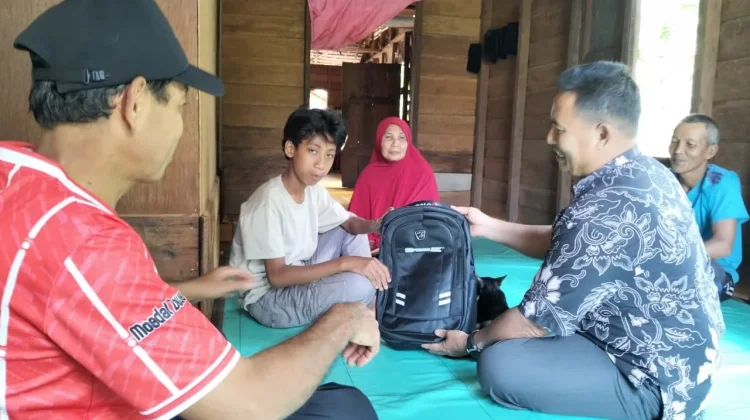 Semarak Muharam, MTsN 2 Kepulauan Meranti Santuni Anak Yatim dan Siswa Difabel