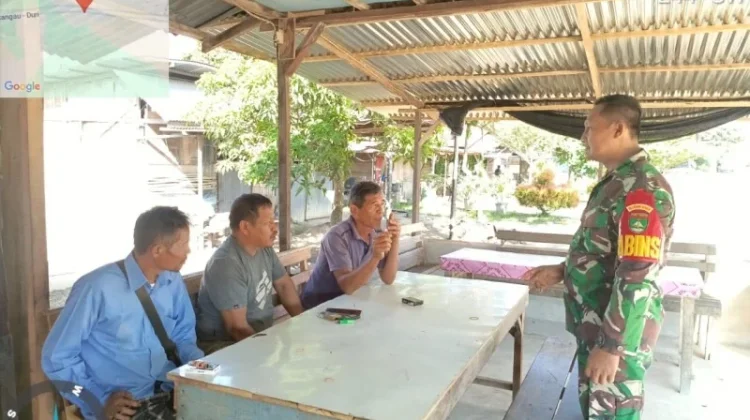 Babinsa Mandau Perkuat Nilai Pancasila Melalui Komsos