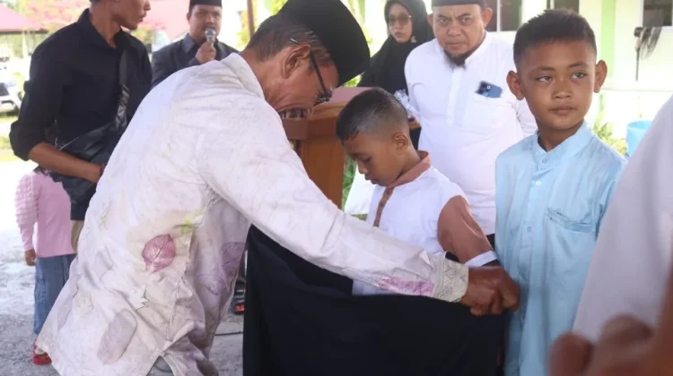 Khitanan Massal Meriah, Puluhan Anak Ikuti Bakti Sosial Bersama