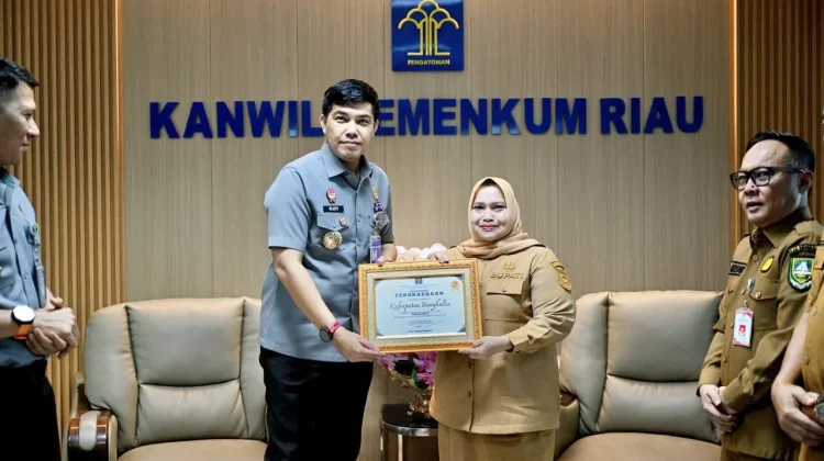 Bengkalis Raih Penghargaan JDIHN Terbaik Kedua Tingkat Riau