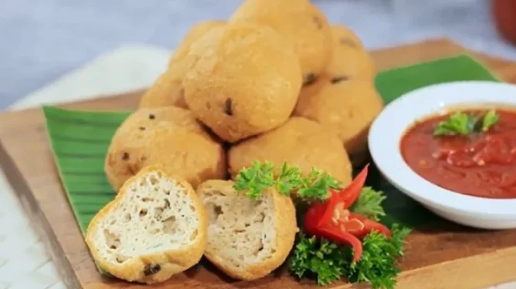 Tahu Bulat Bawang Lada Praktis, Camilan Renyah dengan Aroma Gurih yang Menggoda