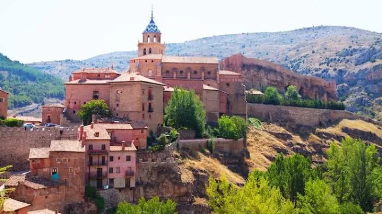 Granada, Benteng Terakhir Peradaban Islam yang Masih Memikat Dunia