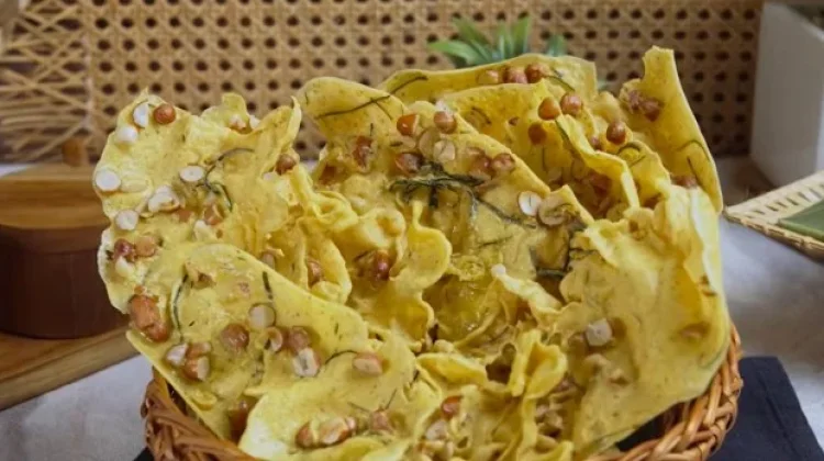 Peyek Kacang Renyah, Pelengkap Pecel yang Gurih dan Mudah Dibuat