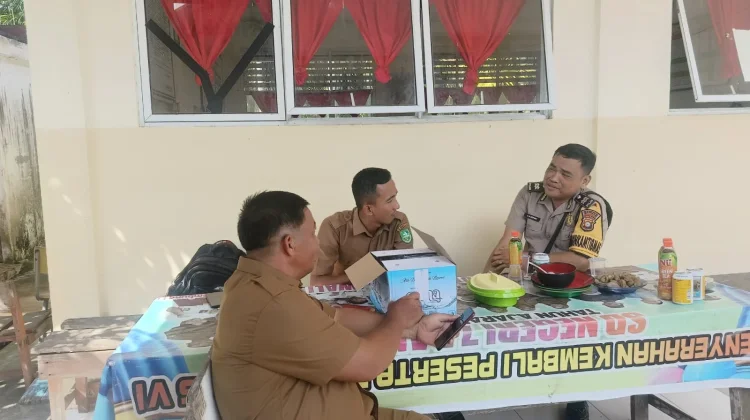 Bhabinkamtibmas Kembung Luar Perkuat Program Swasembada Jagung Pipih