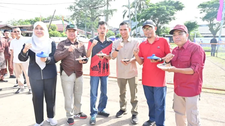 Hari Jadi Bengkalis, 72 Peserta Meriahkan Lomba Gasing dan Layang-layang