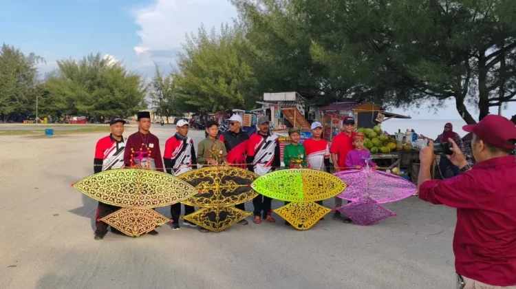 Siswa MTsN 2 Bengkalis Raih Juara I Lomba Layang Kuwau Sempena HUT Bengkalis ke-514