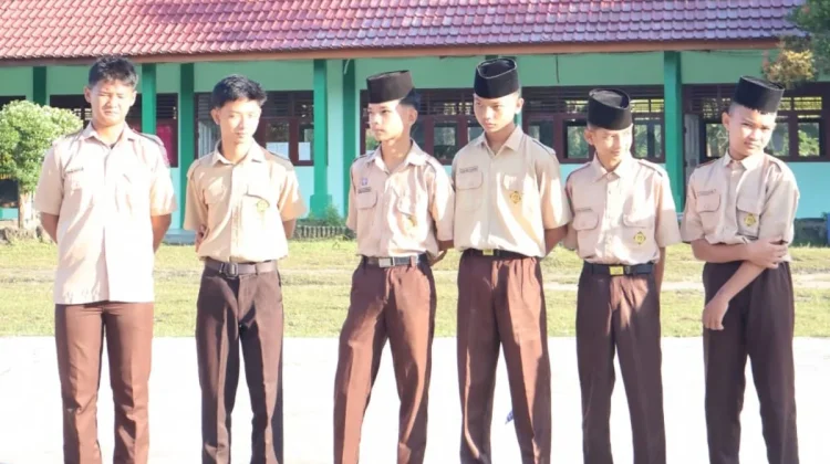 MTsN 4 Bengkalis Wajibkan Pramuka untuk Perkuat Pendidikan Karakter