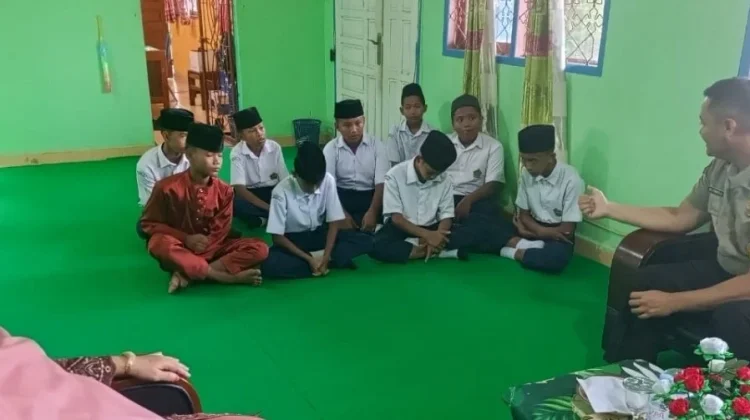 Bhabinkamtibmas Polsek Bukit Batu Edukasi Anti Perundungan di MTsN 3 Bengkalis