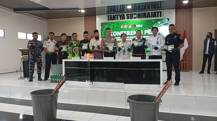 Polres Bengkalis Musnahkan 8,2 Kg Sabu dan 5.005 Butir Ekstasi