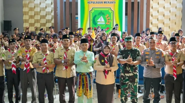 Bupati Asmar Lepas Kontingen Jamnas Meranti menuju Jakarta