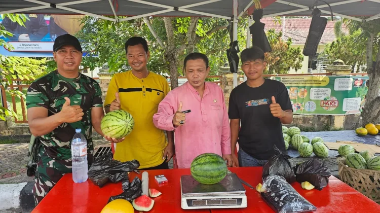 Petani Bengkalis Jajaki Peluang Pasok Semangka untuk Program MBG