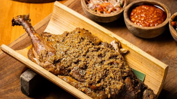 Bebek Timbungan Khas Bali, Kuliner Langka dengan Cita Rasa Autentik