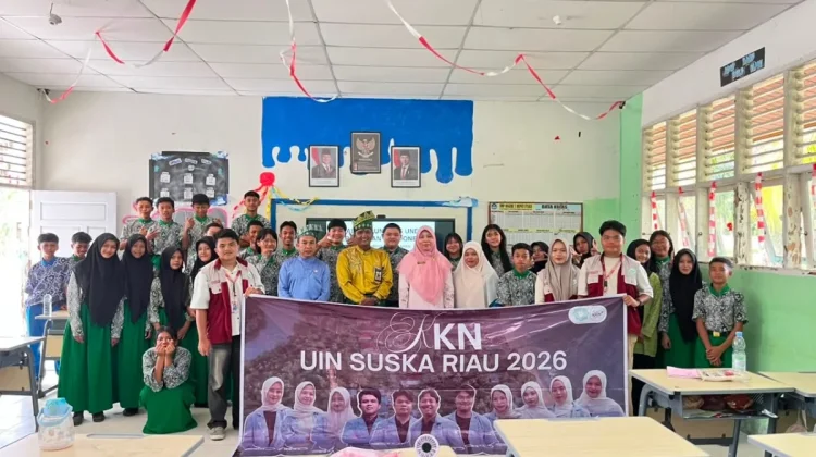 KUA Rupat Utara Edukasi Siswa SMPN 03 Puteri Sembilan Pencegahan Pernikahan Dini