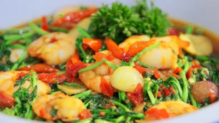 Tumis Selada Air Bumbu Pedas, Menu Praktis dengan Sensasi Pedas dan Gurih