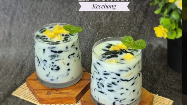 Es Cendol Kecebong, Minuman Segar dengan Cendol Kenyal dan Nangka