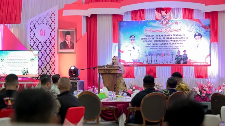 Kasmarni Ajak Generasi Muda Isi Kemerdekaan dengan Karya
