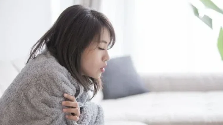 Cuaca Panas, tetapi Badan Terasa Dingin, Kenali Penyebabnya