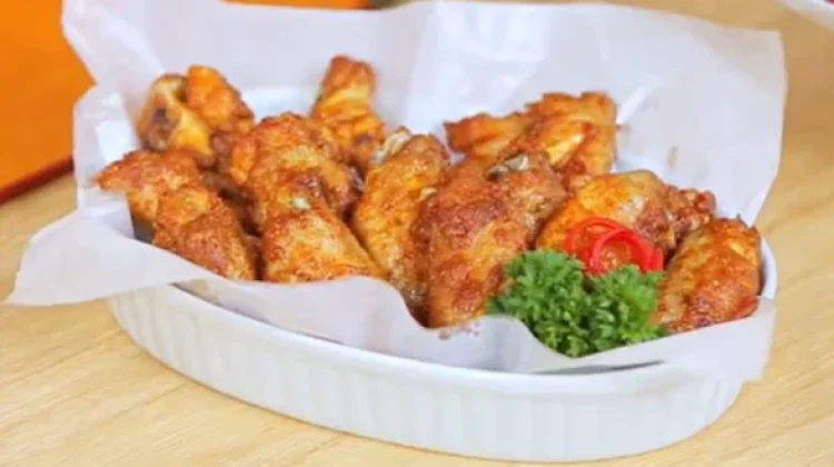 Sayap Ayam Goreng Gurih Pedas, Renyah dan Berbumbu