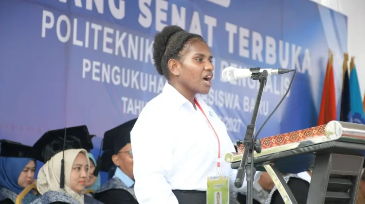 Polbeng Kukuhkan 1.296 Mahasiswa Baru, Kisah Honse Wenda dari Papua Curi Perhatian