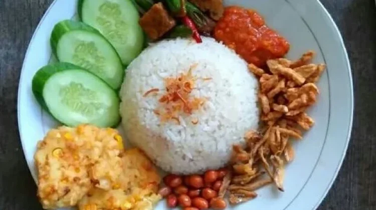 Nasi Gemuk, Sarapan Khas Jambi yang Gurih dan Menggugah Selera