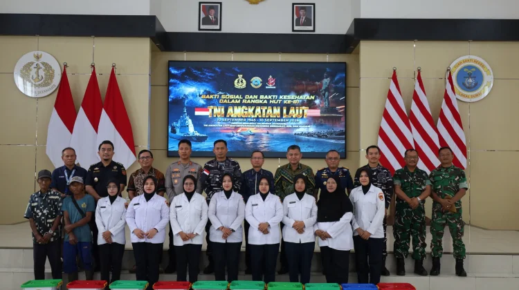 HUT TNI AL Ke-81, Lanal Dumai Gelar Bakti Sosial dan Bakti Kesehatan