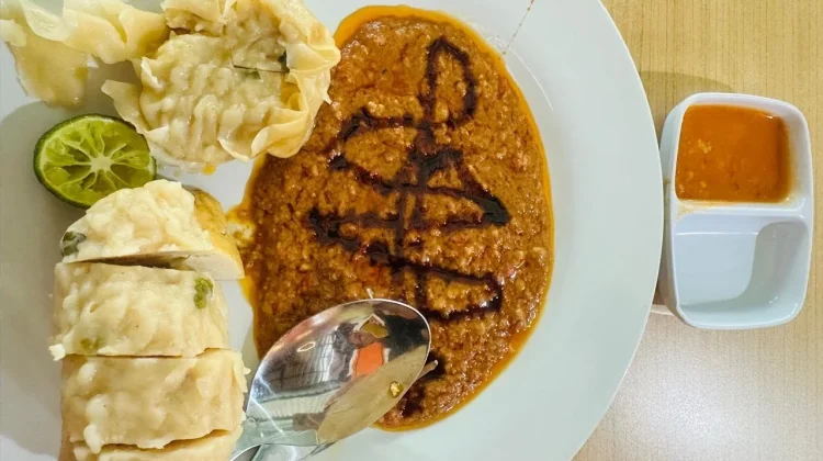 Resep Siomay Ayam Udang Kenyal, Lengkap dengan Bumbu Kacang Gurih