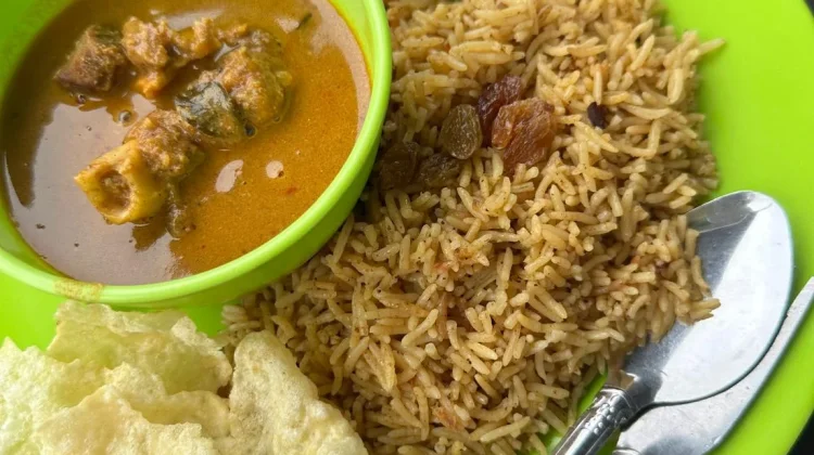 Resep Nasi Beriani Kuah Kambing, Pulen Wangi dengan Kuah Gulai Kaya Rempah