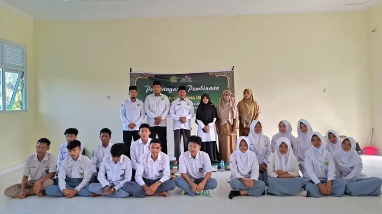 Siswa MA Nurul Islam Antusias Ikuti Bimbingan Agama dari PAI KUA Sungai Sembilan